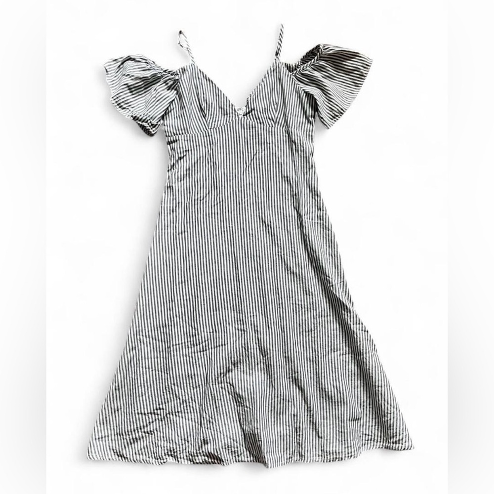 Eesome Women’s Navy and White  Striped Dress Size Small